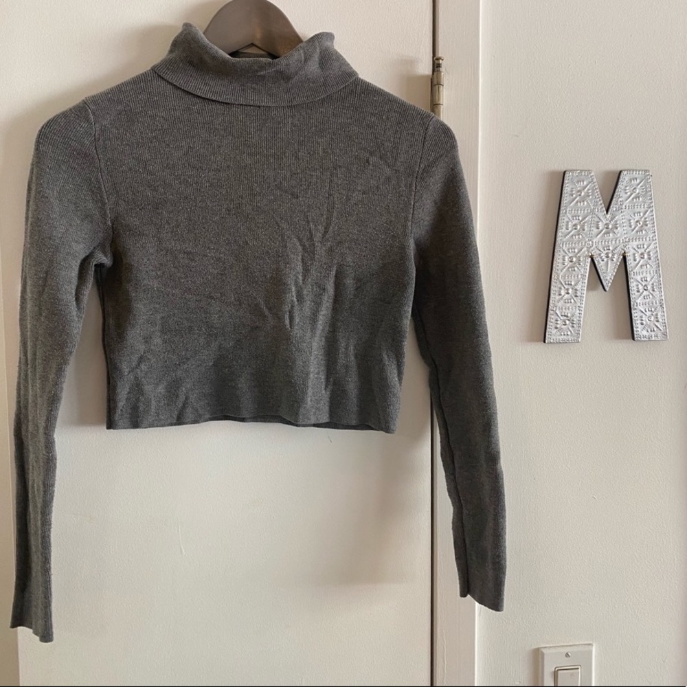 Grey turtleneck crop top - Medium